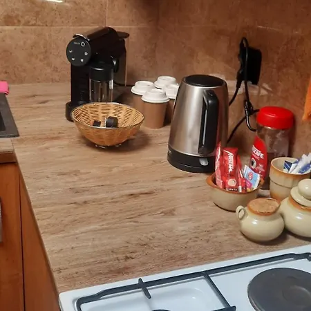 アパート Przystanek Swory スヲーネガシエ